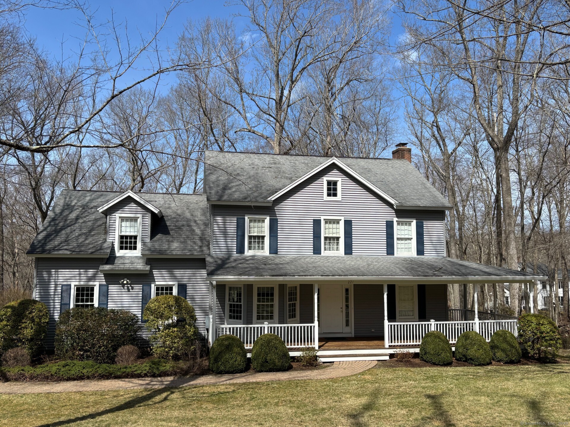 Clark Hill Road, East Haddam, Connecticut - 3 Bedrooms  
3 Bathrooms  
8 Rooms - 