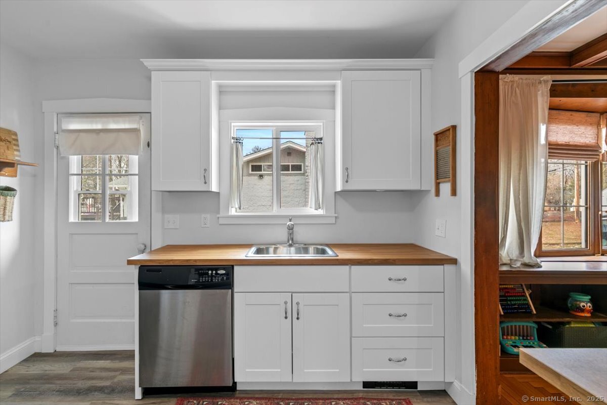 71 James Street, Hamden, Connecticut image 12