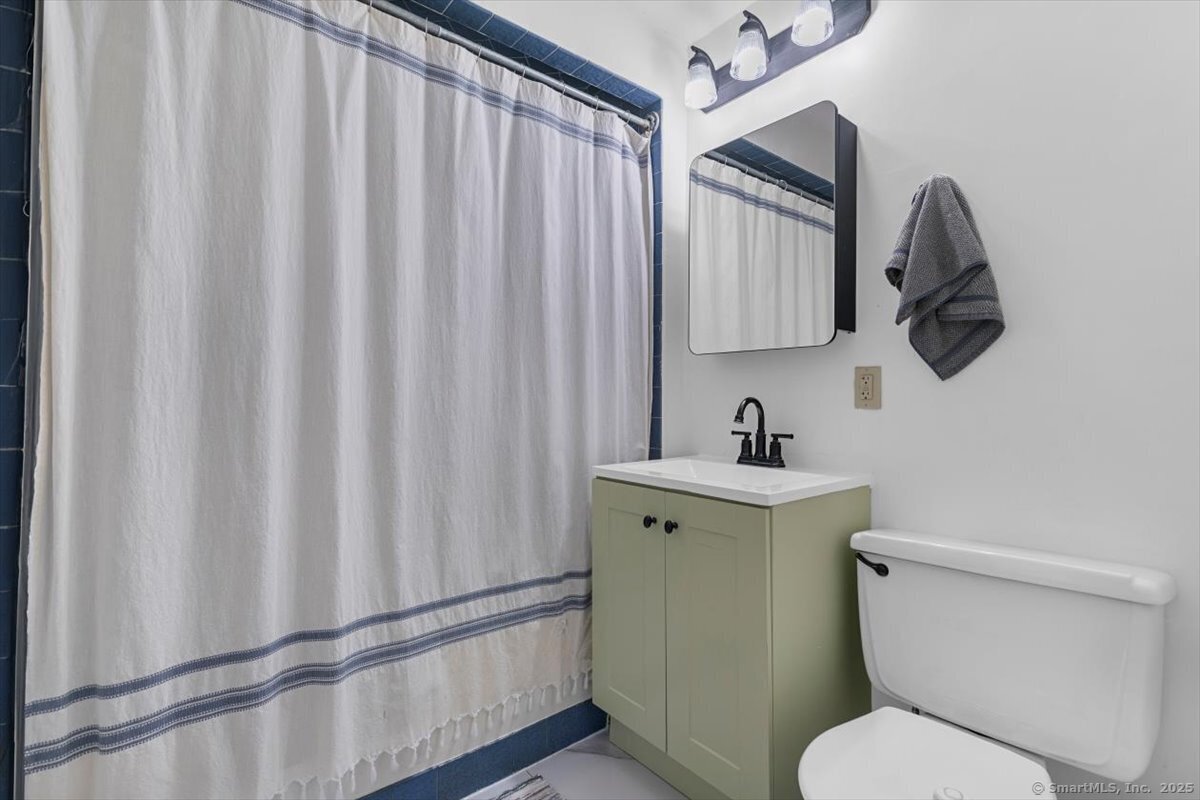 71 James Street, Hamden, Connecticut image 22