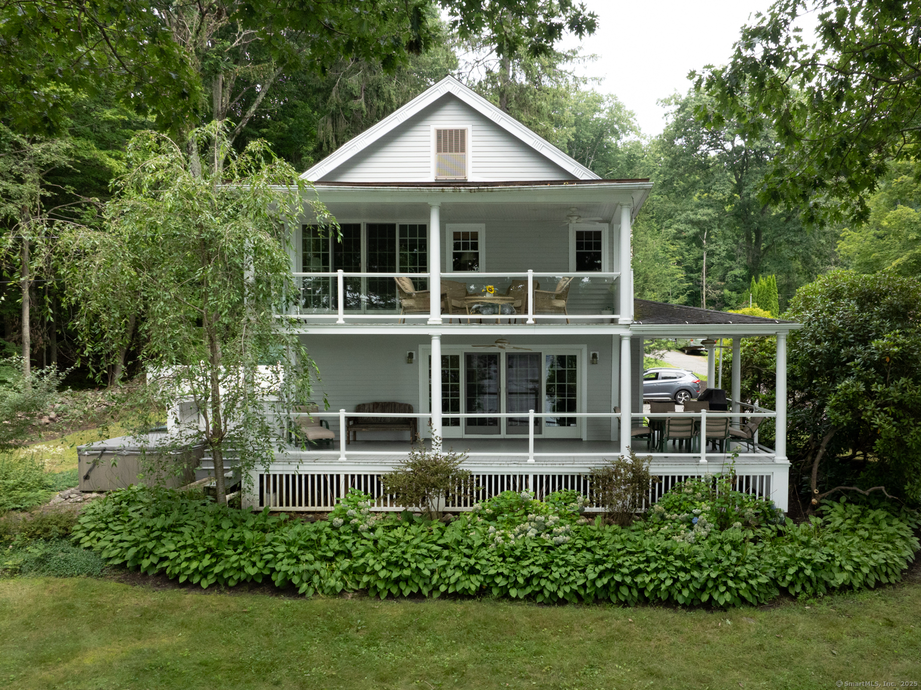 119 West Wakefield Boulevard
