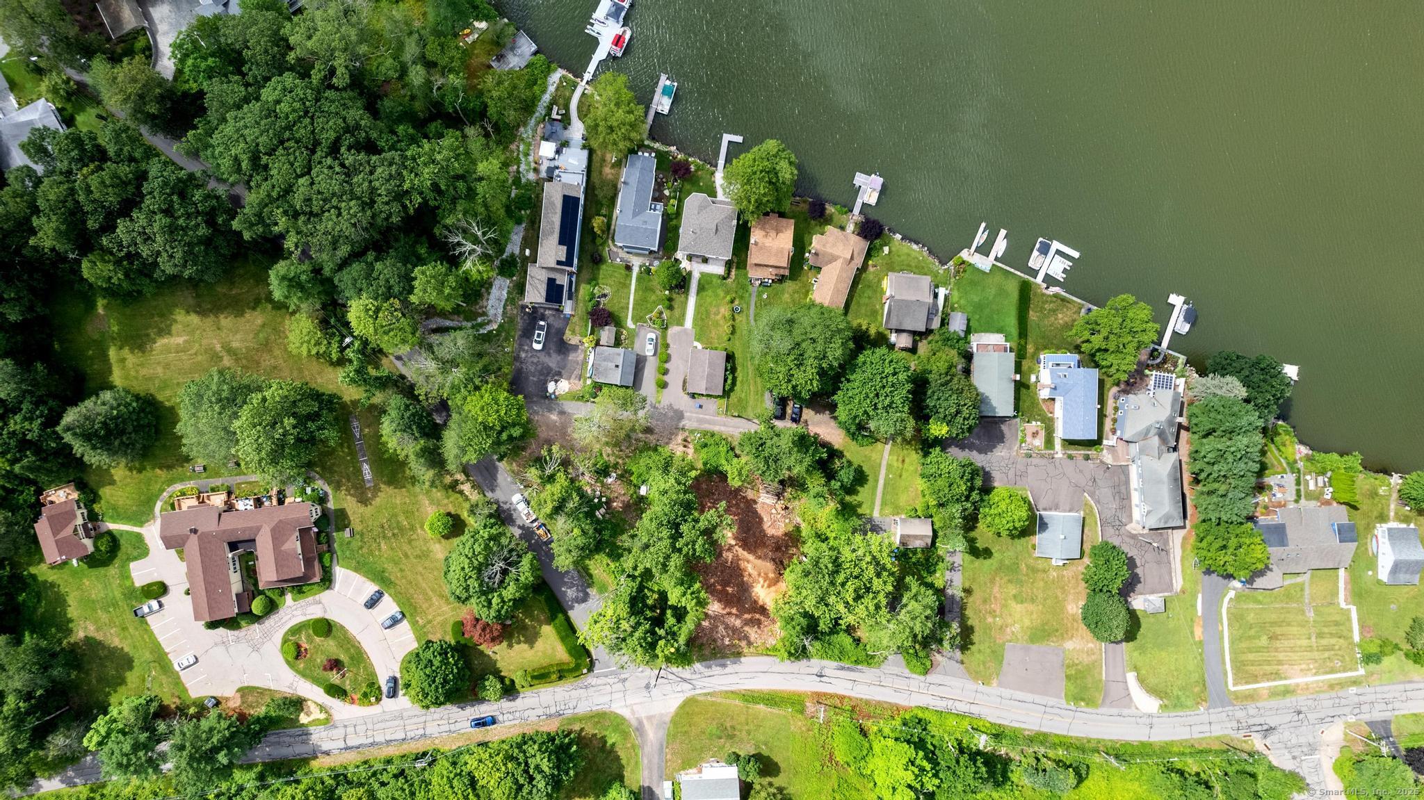 132 Lake Road