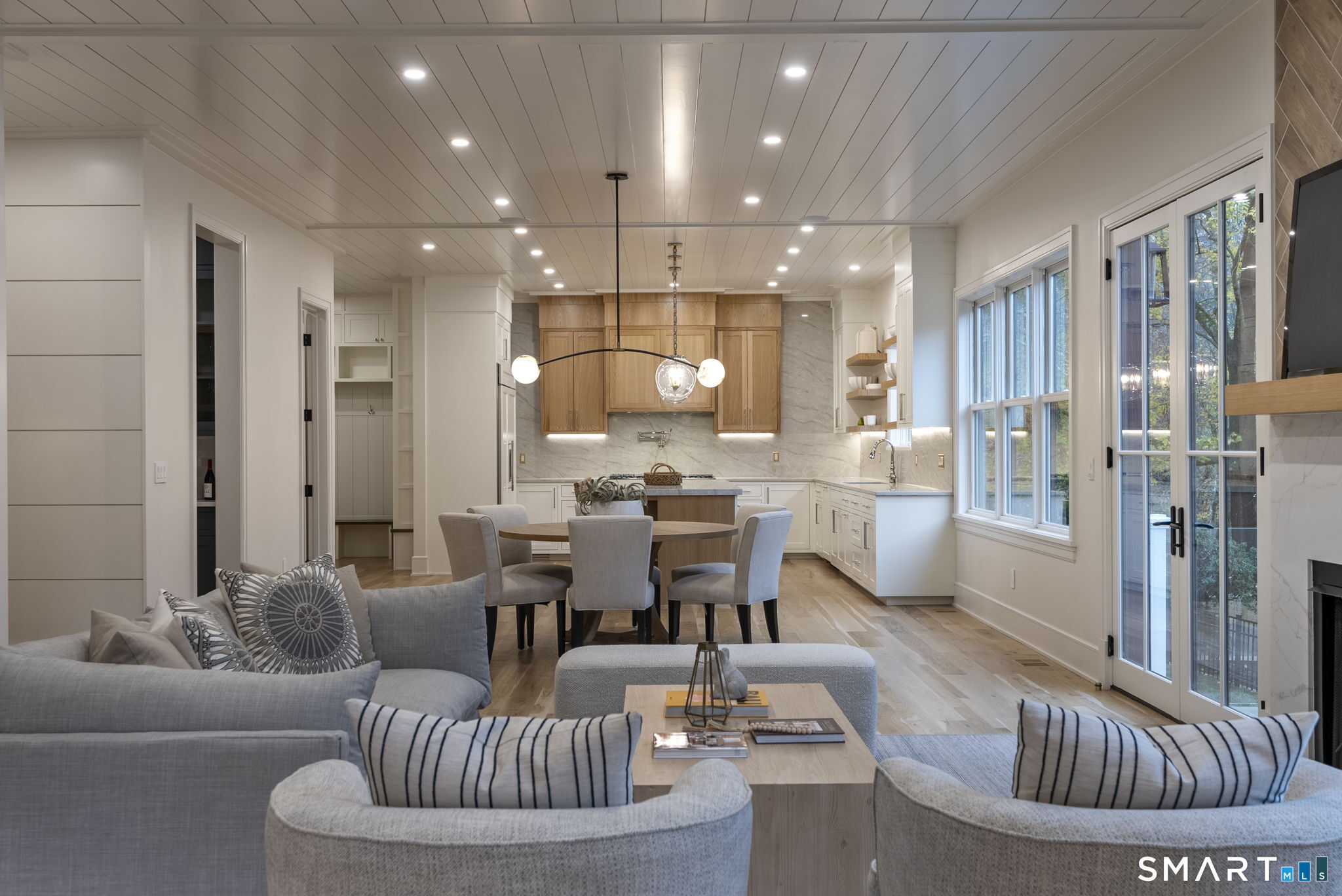 26 Morningside Drive South