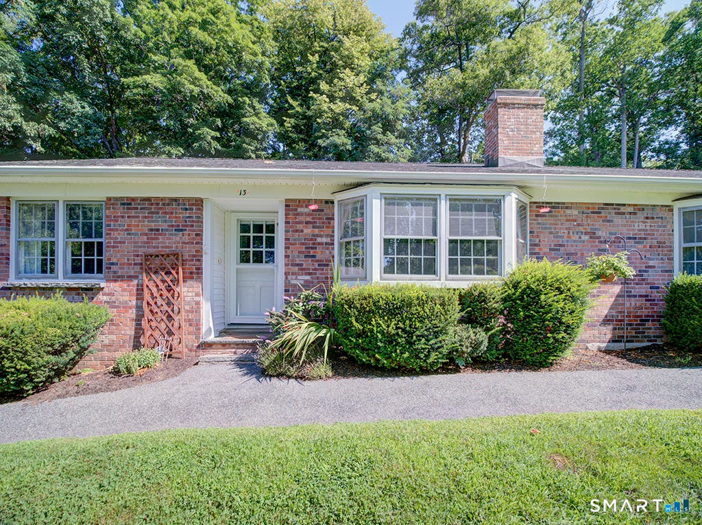 Photo of 13 Douglas Drive #13, Brookfield, CT 06804 (MLS # 24194283)