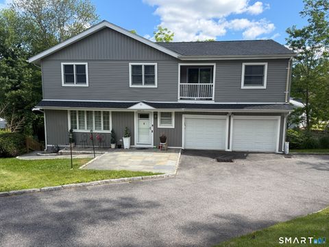 Homes For Sale - 90 County Street<br/> Norwalk, CT 06851