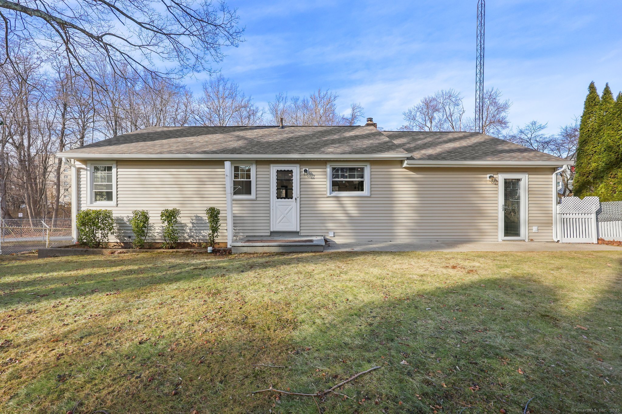 Bridgeport, Connecticut 06606, United States, 3 Bedrooms Bedrooms, ,2 BathroomsBathrooms,Residential,Active,19477