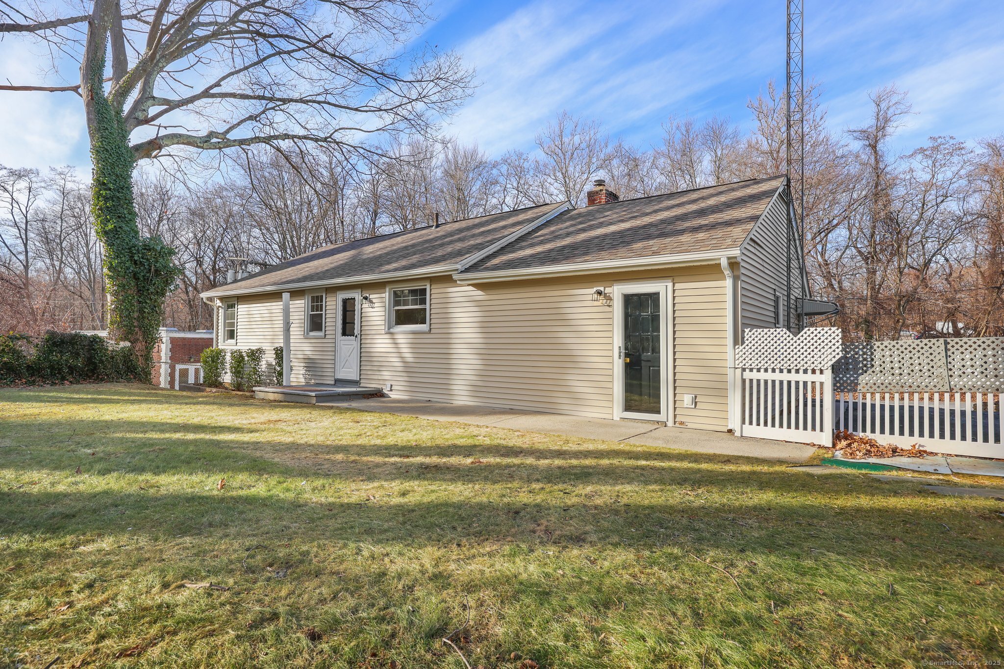 Bridgeport, Connecticut 06606, United States, 3 Bedrooms Bedrooms, ,2 BathroomsBathrooms,Residential,Active,19477