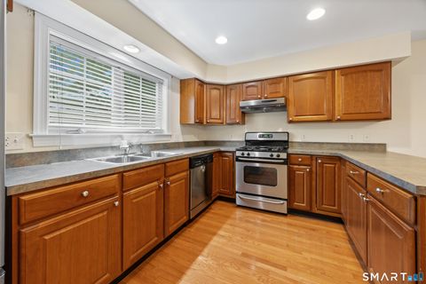 Tiny photo for 33 Allison Way #33, East Haven, CT 06512 (MLS # 24189584)