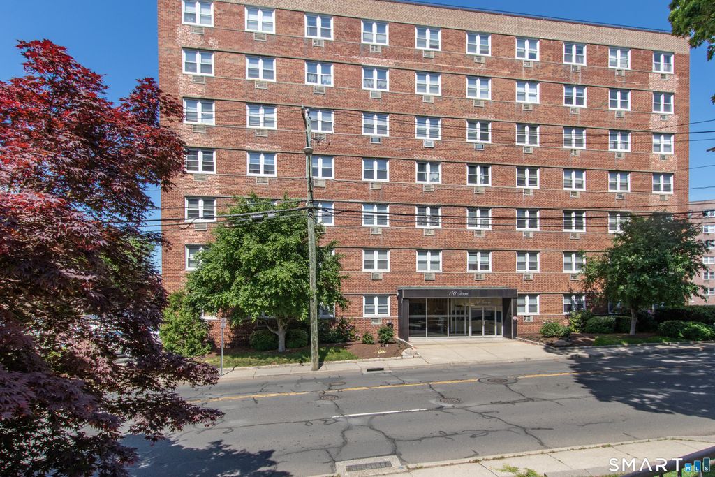 Photo of 140 Grove Street #3G, Stamford, CT 06901 (MLS # 24177669)