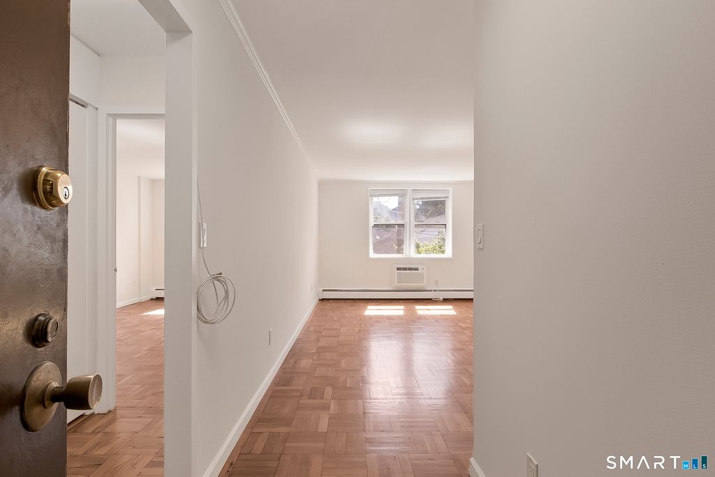 Photo of 140 Grove Street #3G, Stamford, CT 06901 (MLS # 24177669)