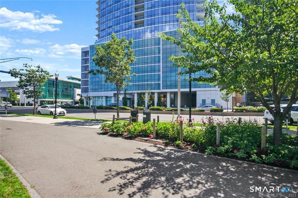 Photo of 1 Broad Street #8E, Stamford, CT 06901 (MLS # 24215558)