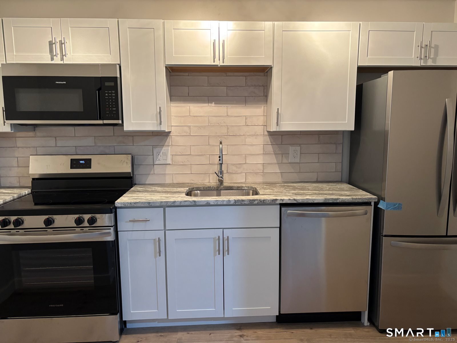 82 Longview Street 36