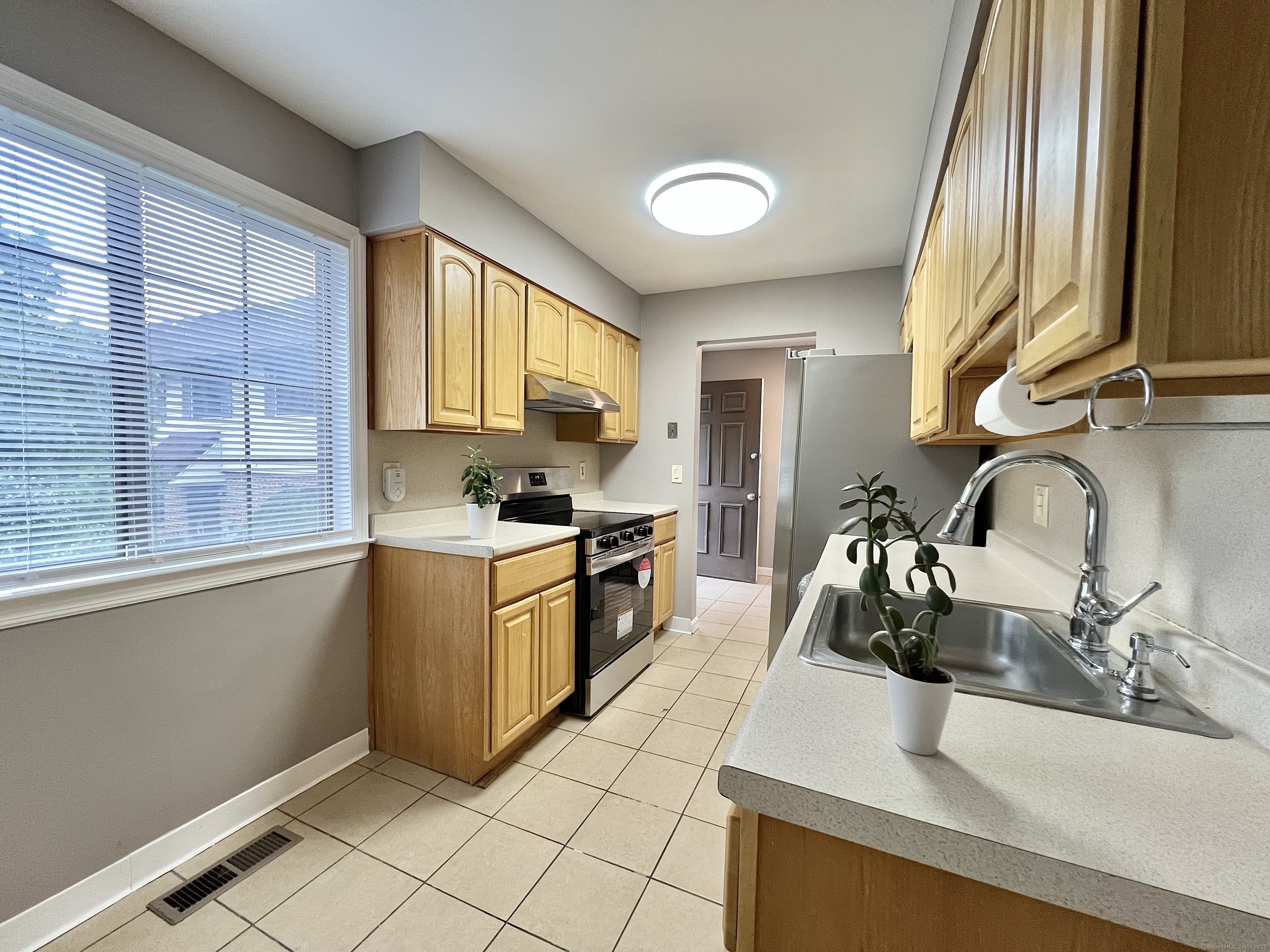202 Soundview Avenue #26, Stamford, Connecticut image 10