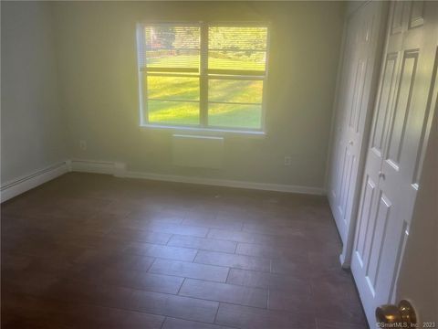 17 Balance Rock Road 4 Seymour CT 06483