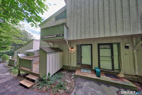 Tiny photo for 17 Wauwinet Court #17, Guilford, CT 06437 (MLS # 24197060)