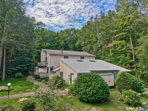 Tiny photo for 17 Wauwinet Court #17, Guilford, CT 06437 (MLS # 24197060)