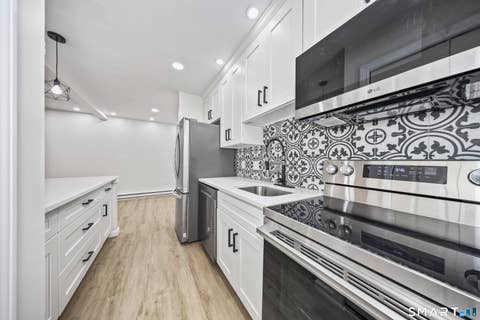 Tiny photo for 17 Wauwinet Court #17, Guilford, CT 06437 (MLS # 24197060)