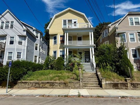 59 Connecticut Avenue New London CT 06320