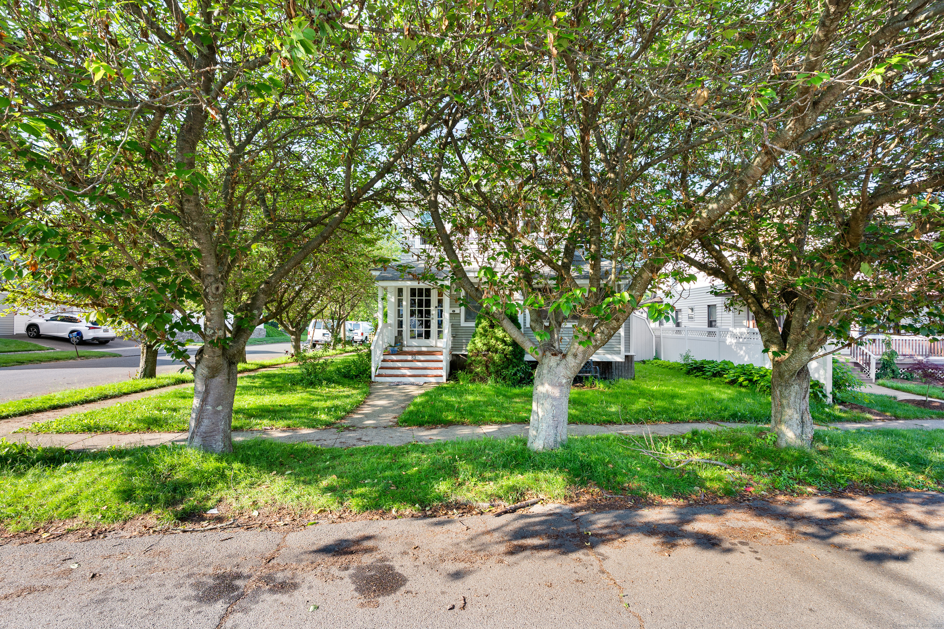 83 Minor Avenue