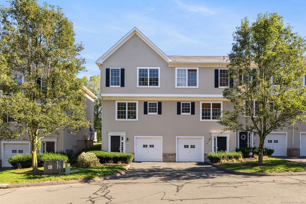 Photo of 34 Donahue Lane #34, Manchester, CT 06042 (MLS # 24127138)