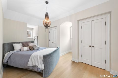 Tiny photo for 4 Cowdray Park Drive, Greenwich, CT 06831 (MLS # 24156397)