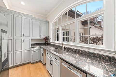 Tiny photo for 4 Cowdray Park Drive, Greenwich, CT 06831 (MLS # 24156397)