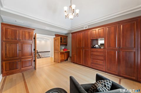 Tiny photo for 4 Cowdray Park Drive, Greenwich, CT 06831 (MLS # 24156397)