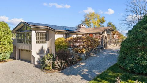 2 Aspetuck Hill Lane, Weston, CT 06883 - MLS#: 24053566