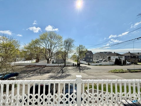 Photo of 39 Edgefield Avenue, Milford, CT 06460 (MLS # 24209448)