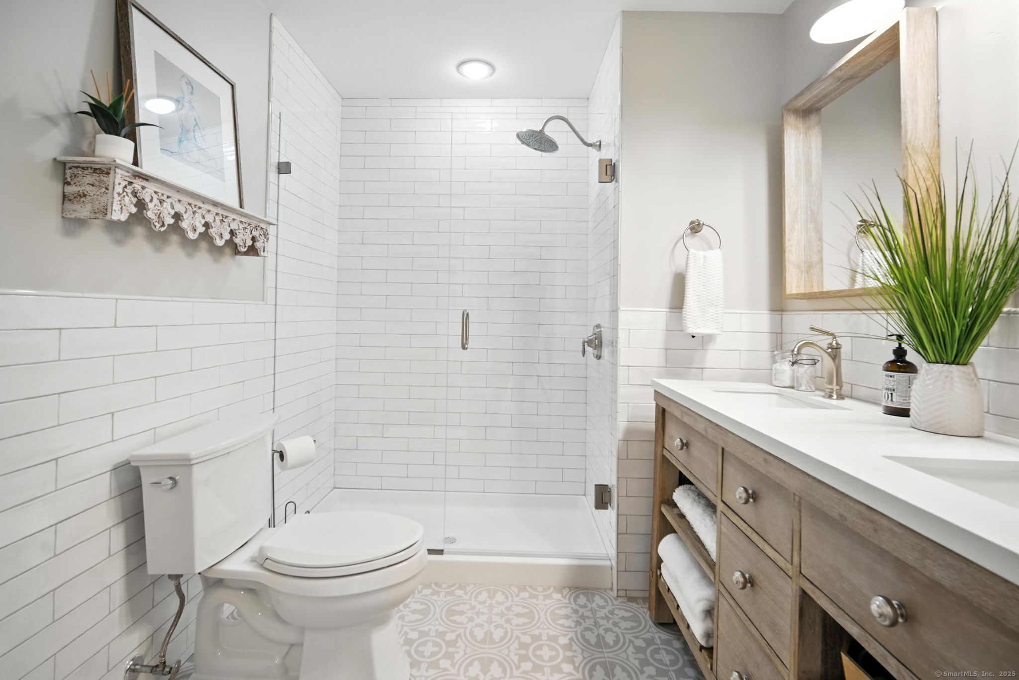 Suffield, Connecticut 06078, United States, 7 Bedrooms Bedrooms, ,7 BathroomsBathrooms,Residential,Active,179003