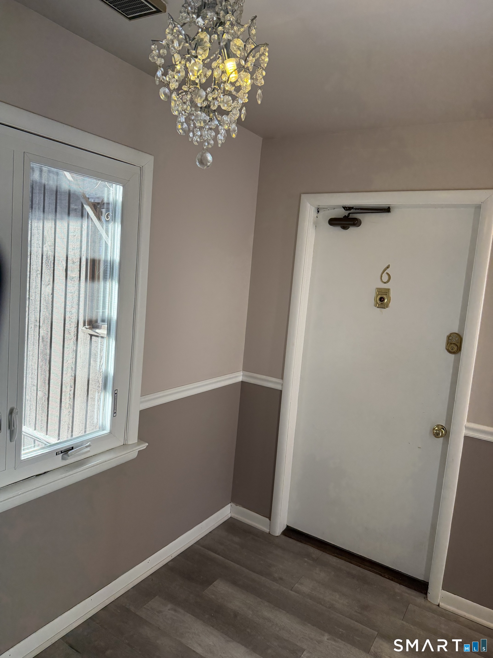 136 Deer Hill Avenue A6