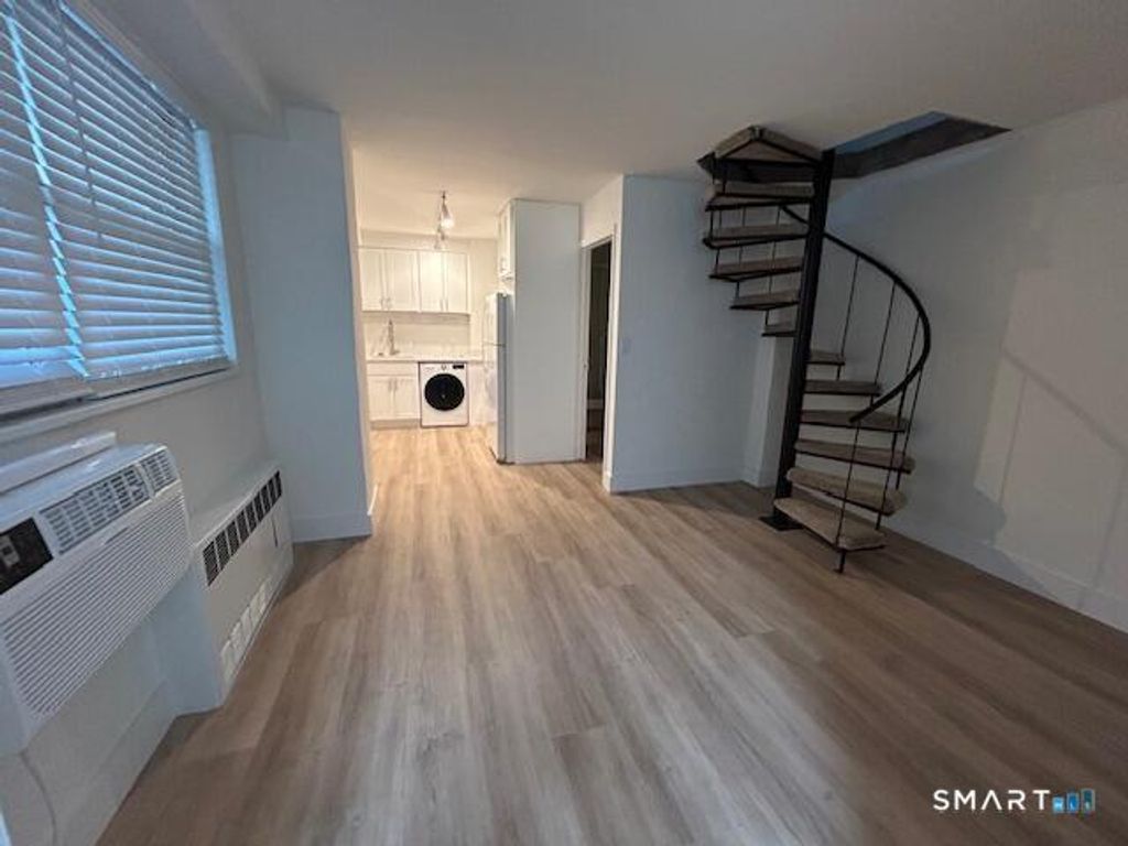 Photo of 97 Morgan Street #5I, Stamford, CT 06905 (MLS # 24175776)