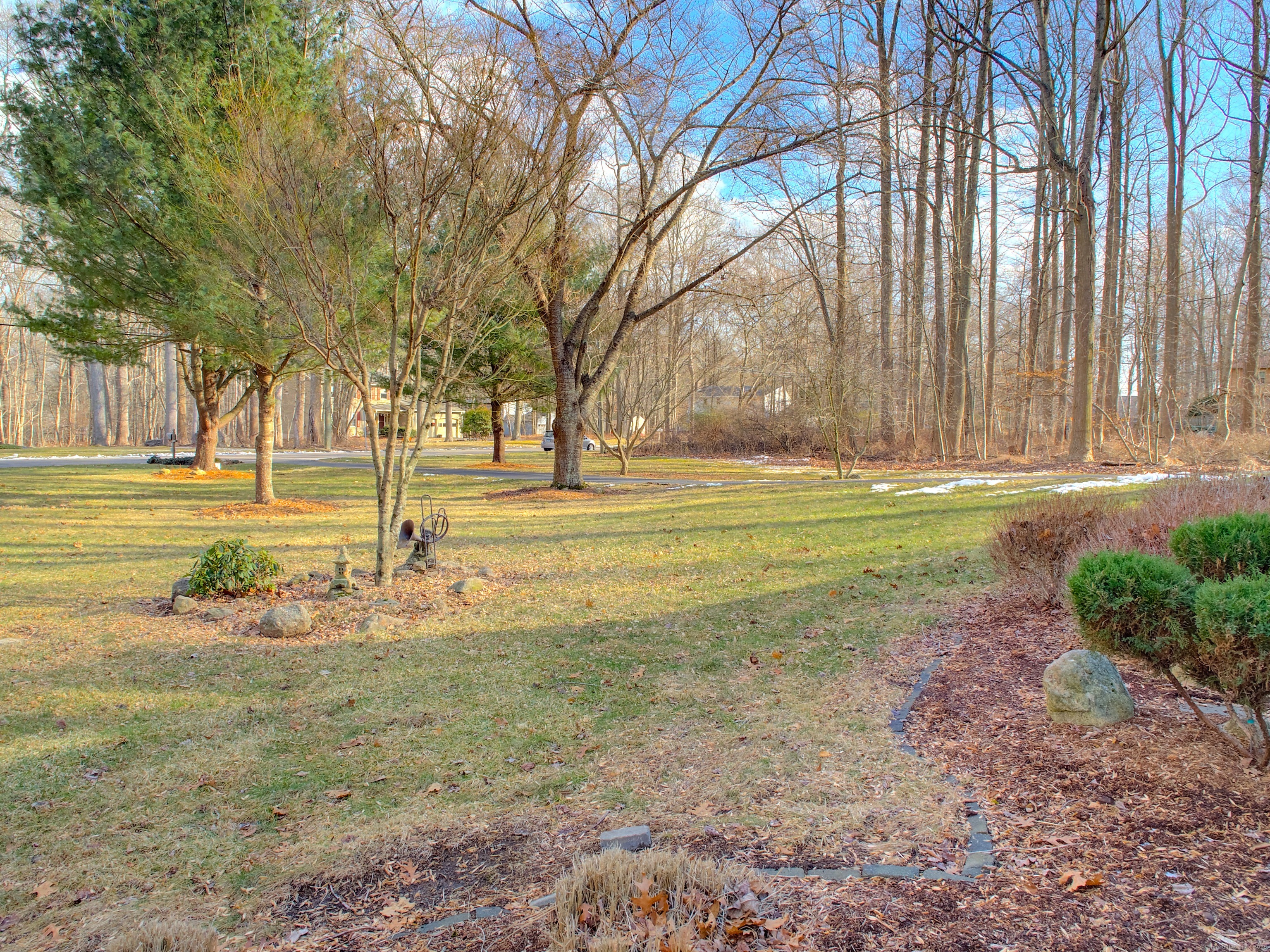 70 Pheasant Run Drive, Ledyard, Connecticut image 11