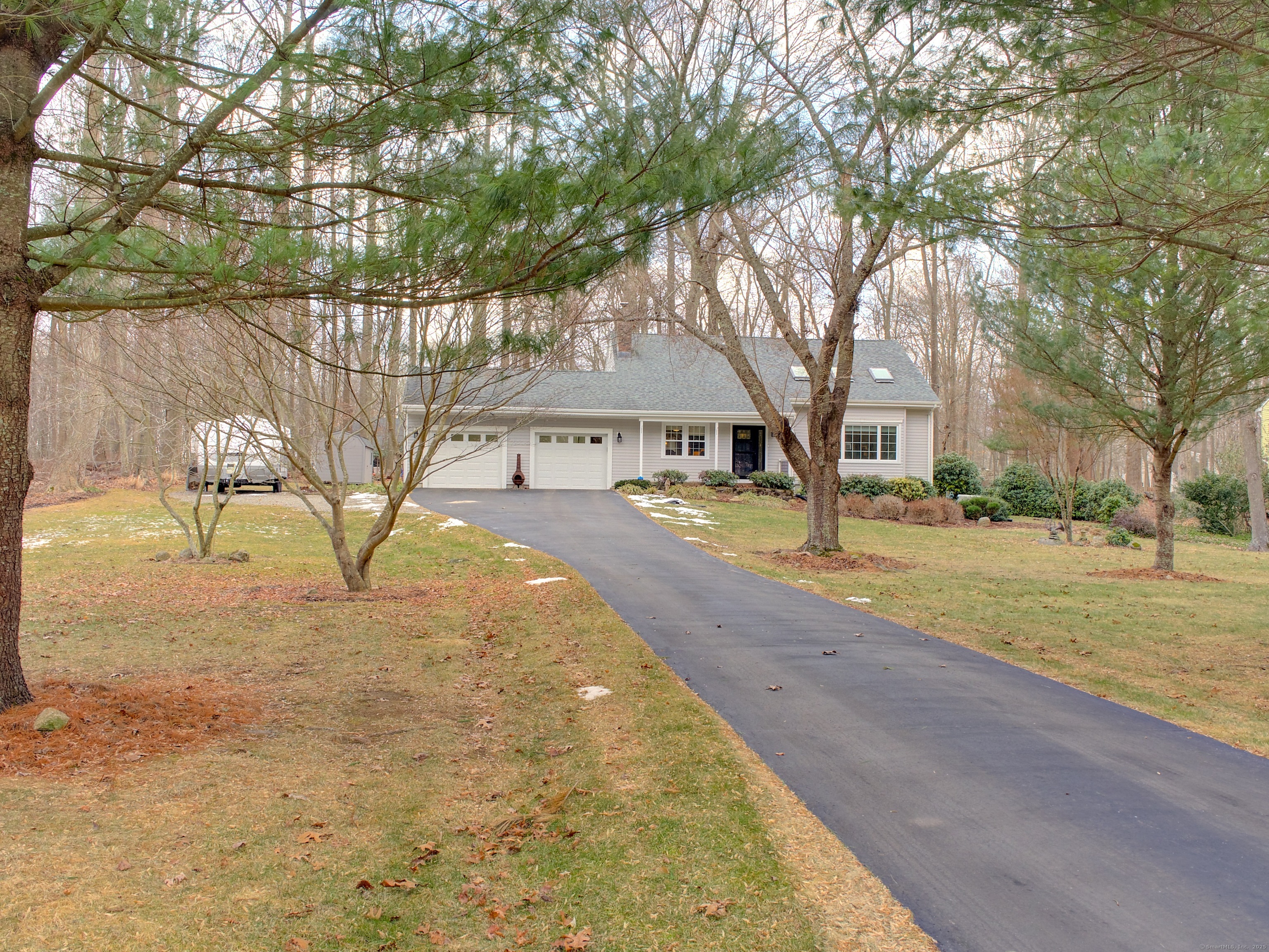 70 Pheasant Run Drive, Ledyard, Connecticut image 3