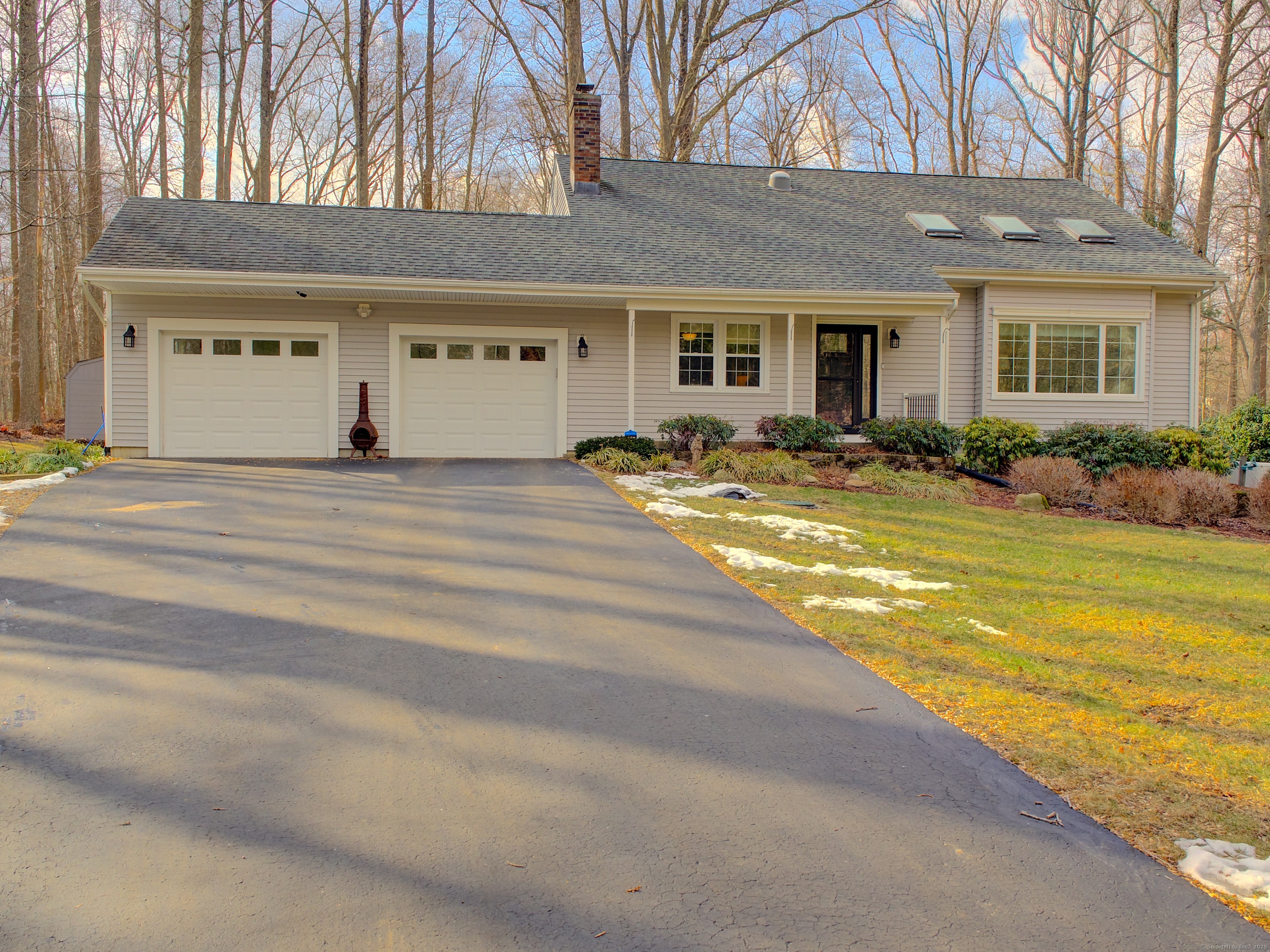 Property for Sale at Pheasant Run Drive, Ledyard, Connecticut - Bedrooms: 3 
Bathrooms: 3 
Rooms: 7  - $510,000