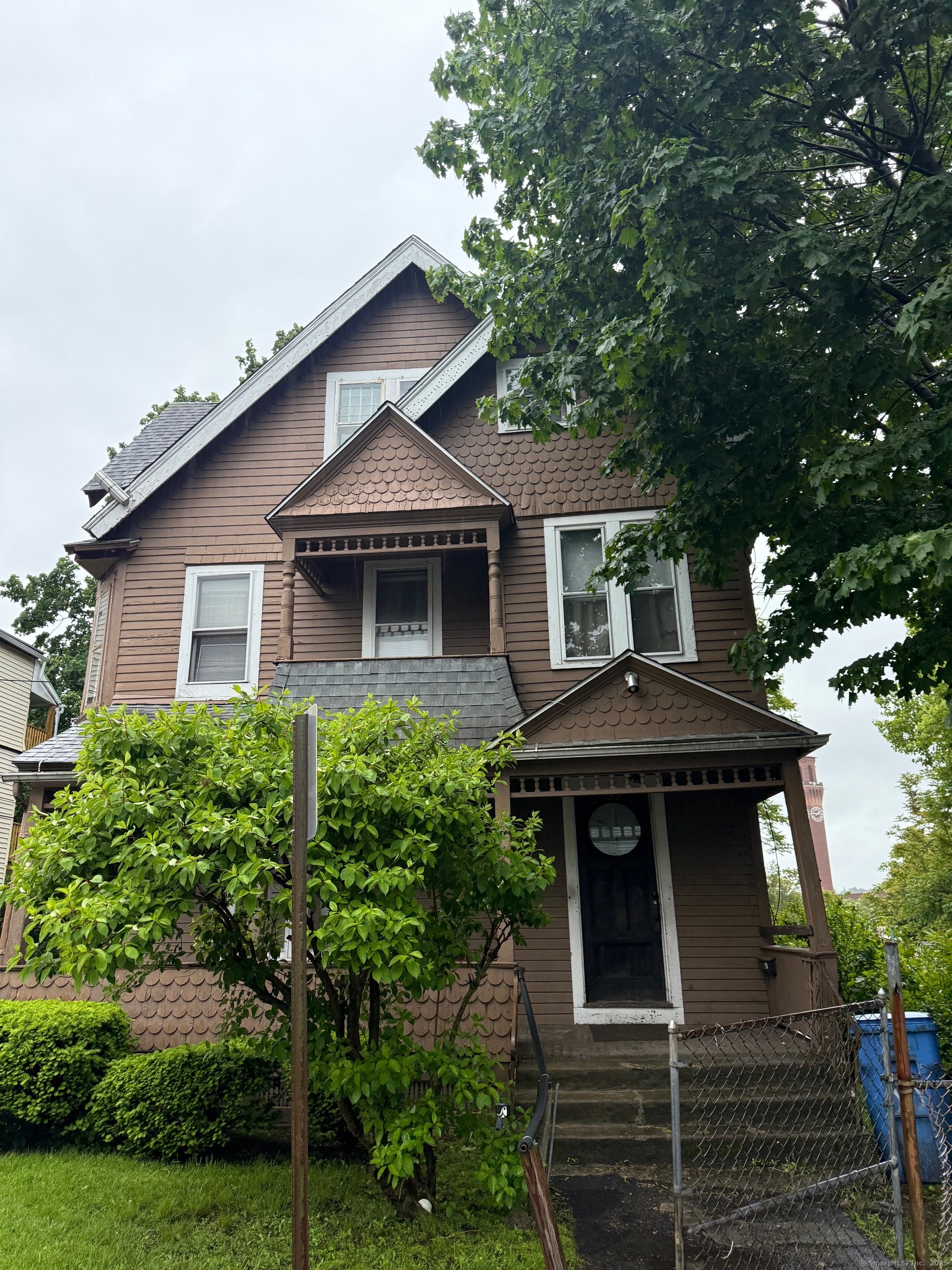 Property for Sale at Mitchell Avenue, Waterbury, Connecticut - Bedrooms: 9 
Bathrooms: 3 
Rooms: 14  - $399,900