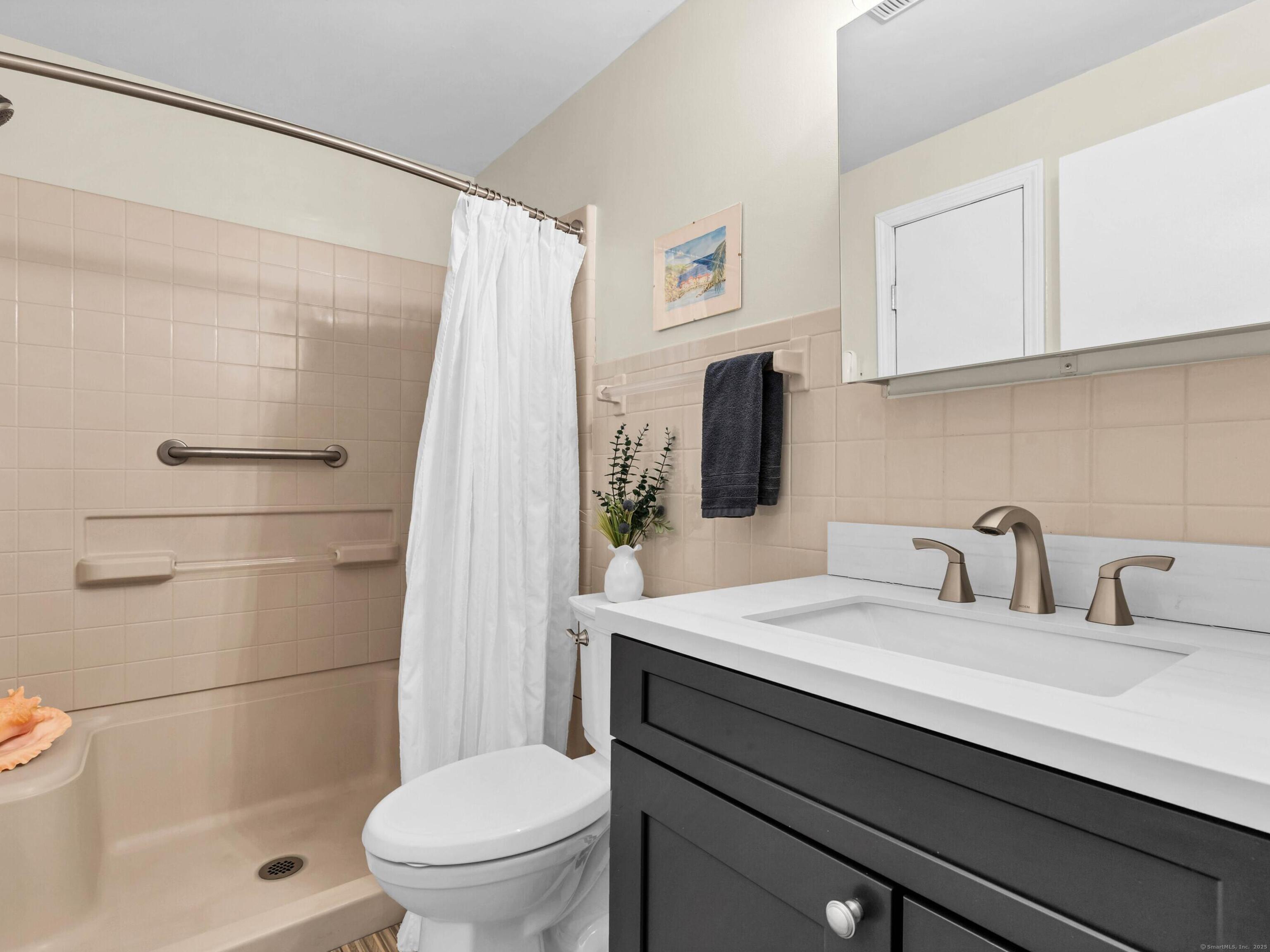 757 Ocean Avenue, New London, Connecticut image 16