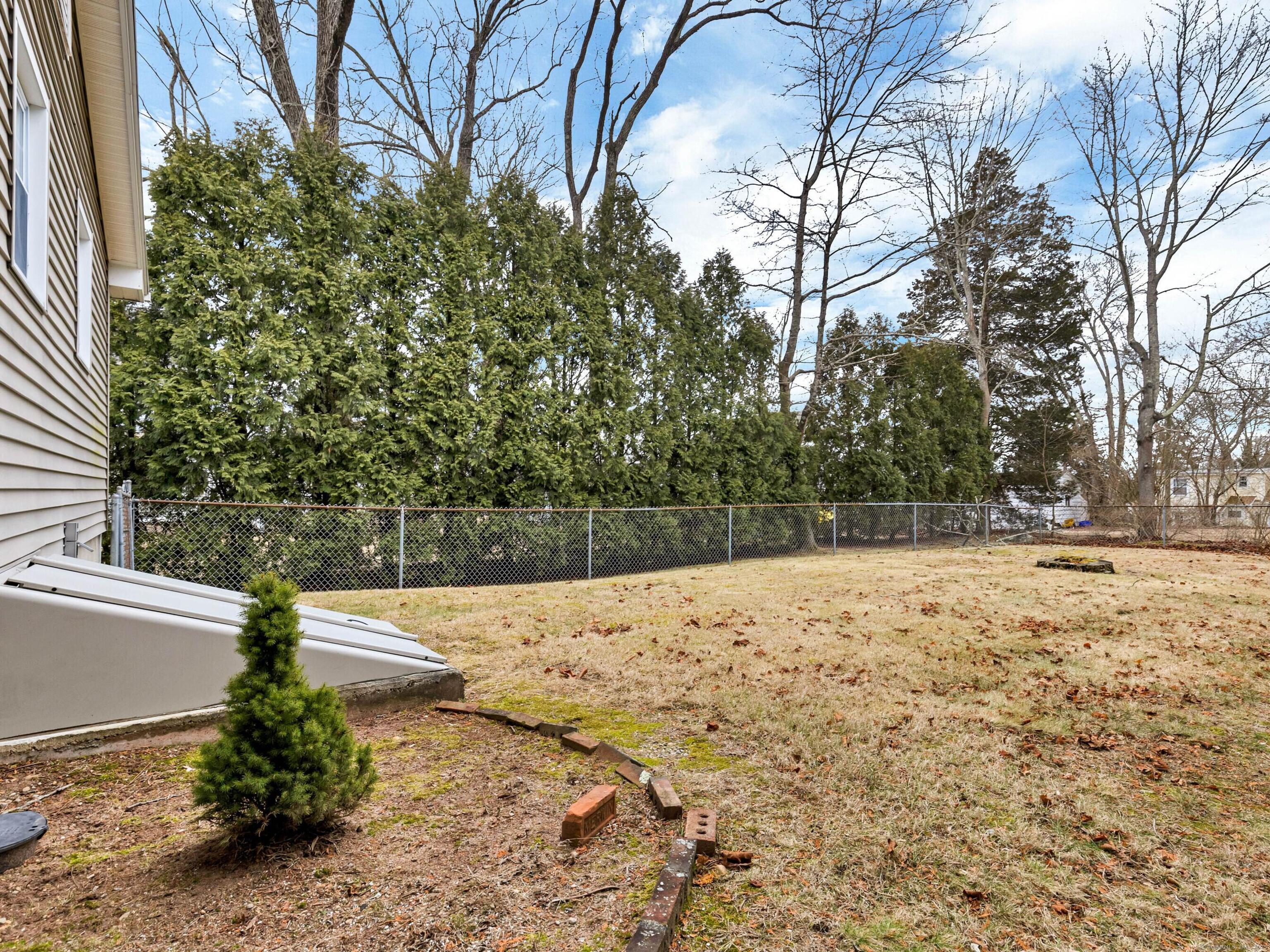 757 Ocean Avenue, New London, Connecticut image 29