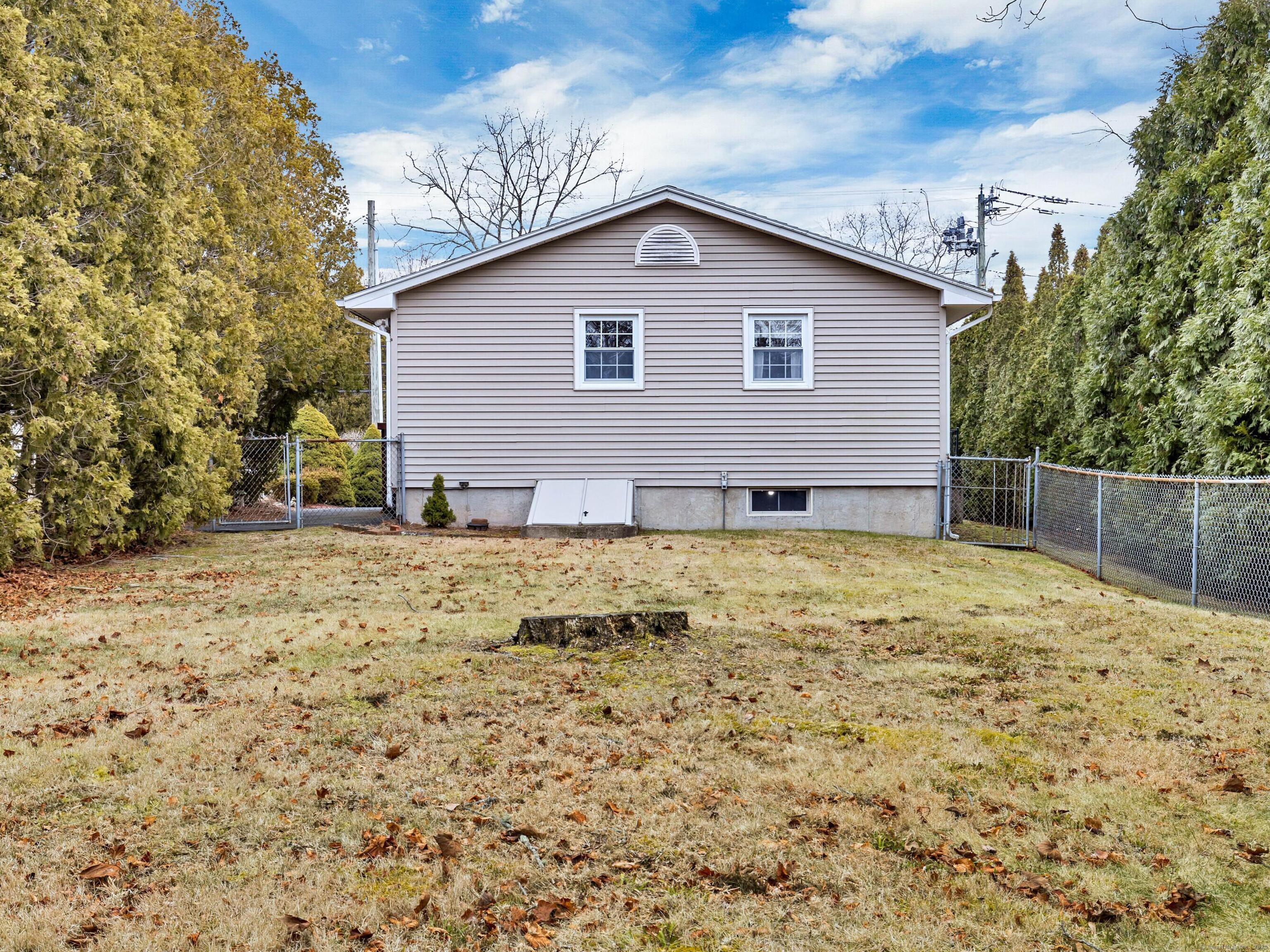 757 Ocean Avenue, New London, Connecticut image 30