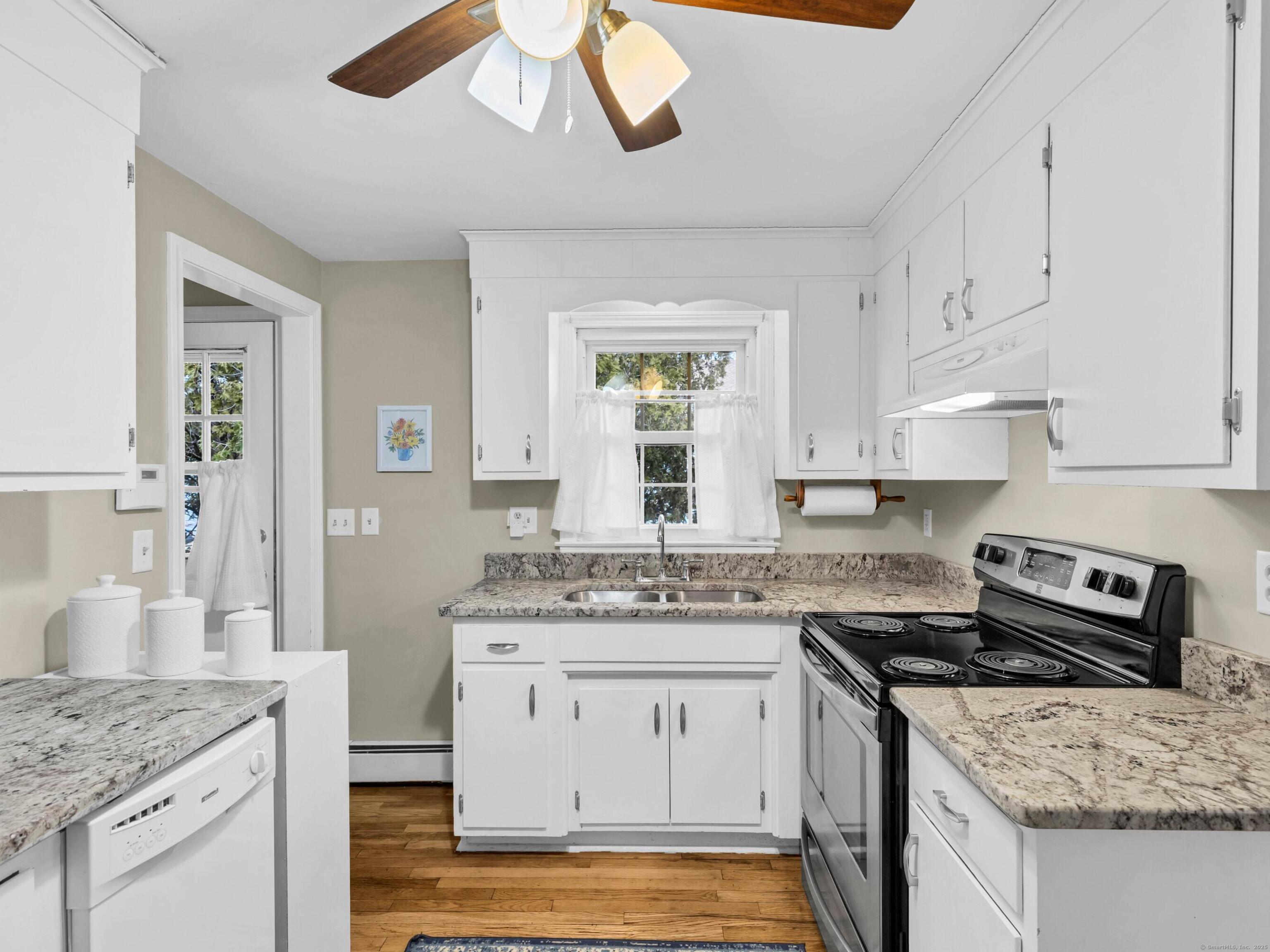 757 Ocean Avenue, New London, Connecticut image 11