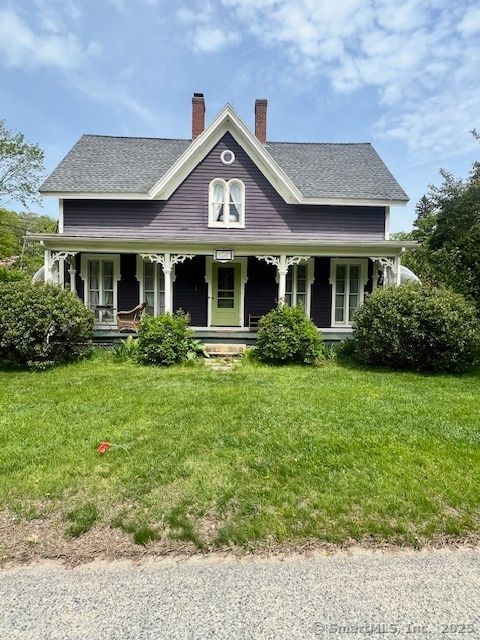 33 Main Street North Stonington CT 06359
