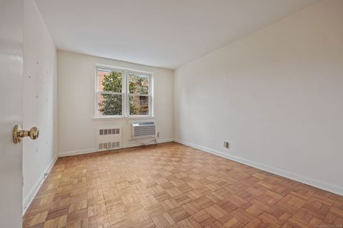 Tiny photo for 4 Putnam Hill #1C, Greenwich, CT 06830 (MLS # 24136075)