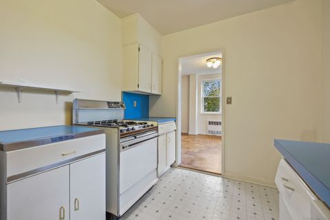 Tiny photo for 4 Putnam Hill #1C, Greenwich, CT 06830 (MLS # 24136075)