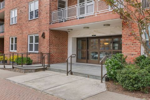 Tiny photo for 4 Putnam Hill #1C, Greenwich, CT 06830 (MLS # 24136075)