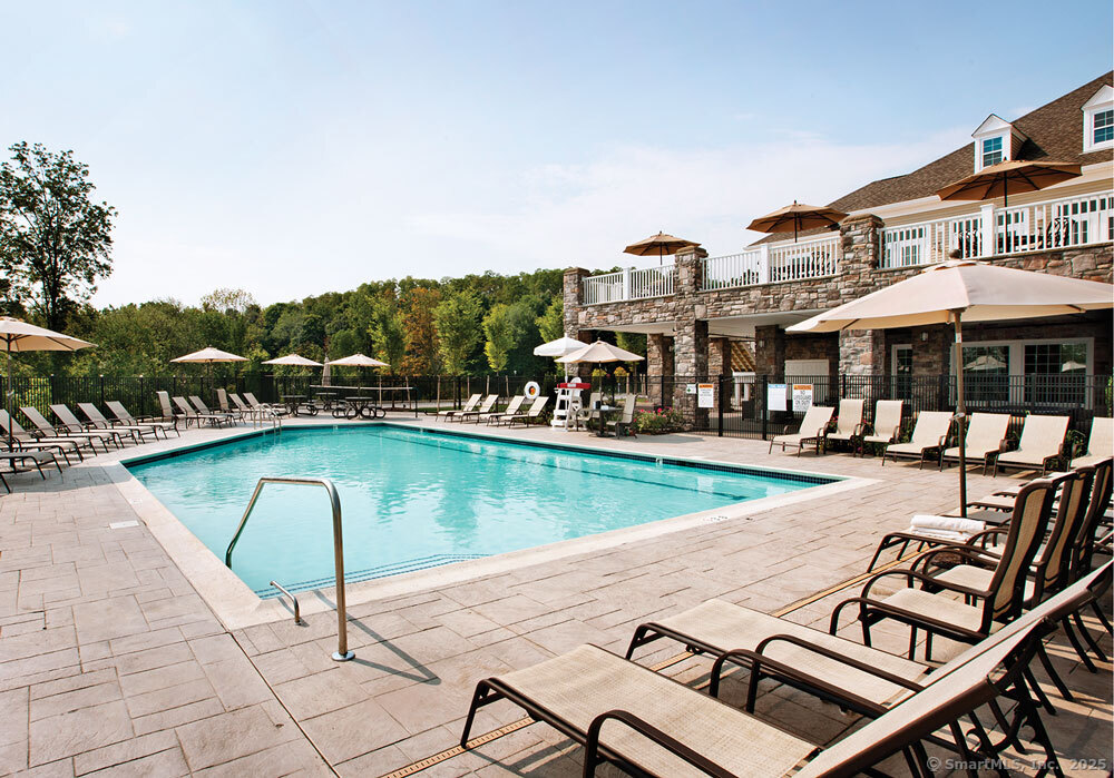 137 Brentwood Circle #137, Danbury, Connecticut image 40
