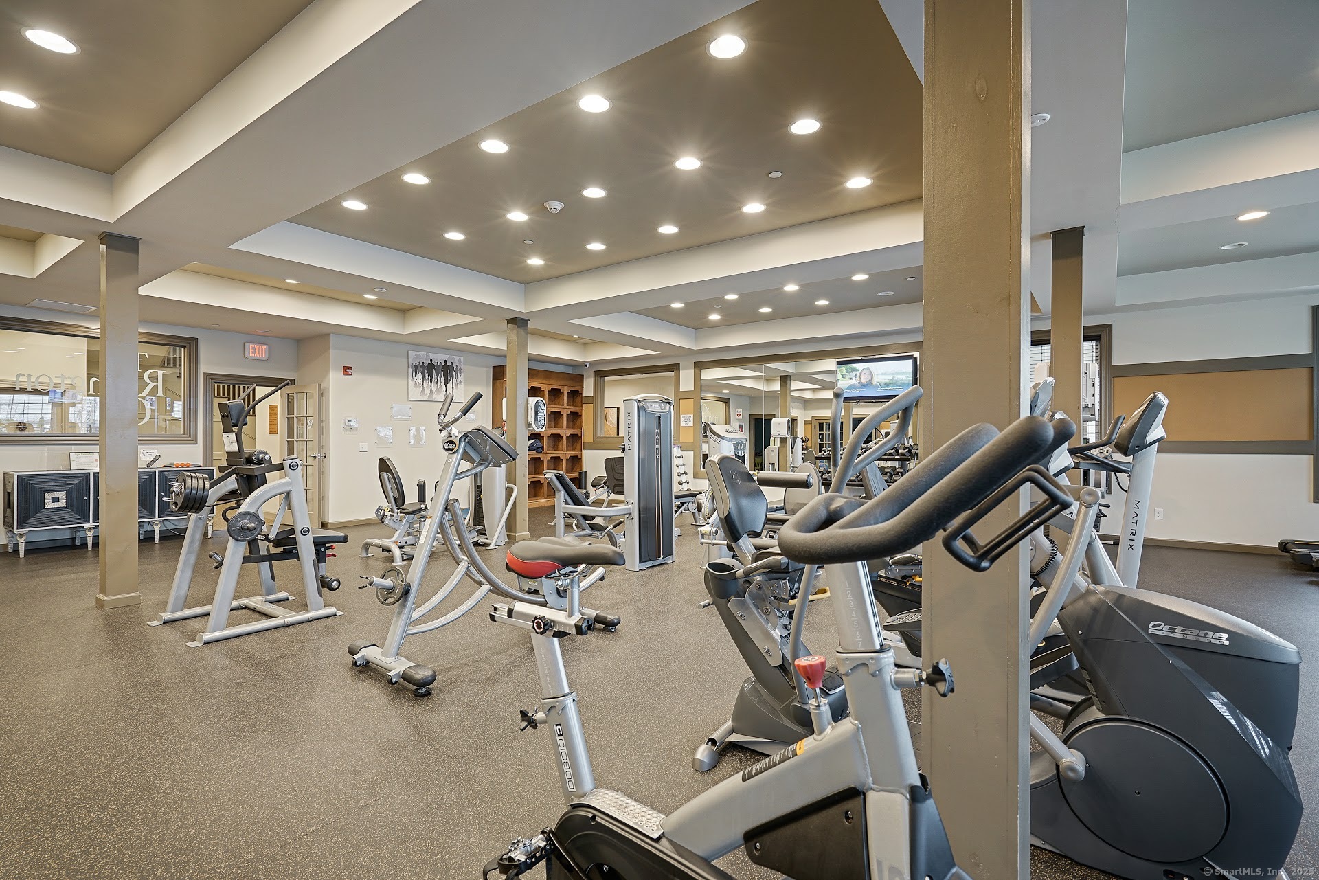 137 Brentwood Circle #137, Danbury, Connecticut image 36