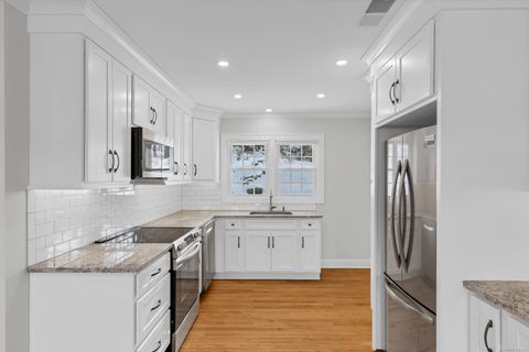 122 North Street Apt 4 Guilford CT 06437