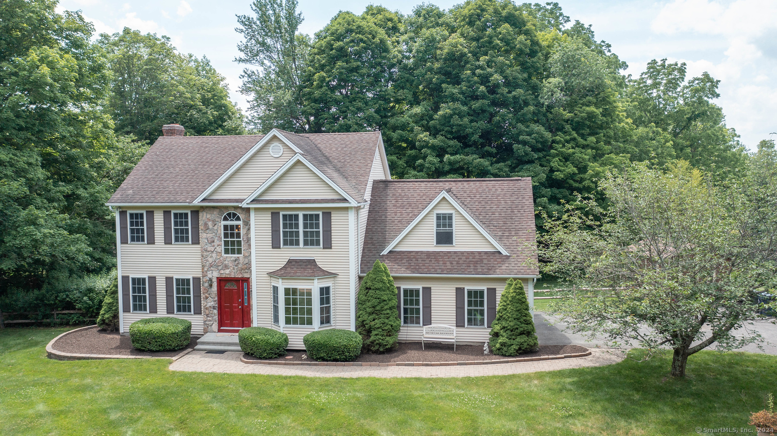 Property for Sale at 1 Mulberry Lane, New Milford, Connecticut - Bedrooms: 4 
Bathrooms: 3 
Rooms: 8  - $575,000