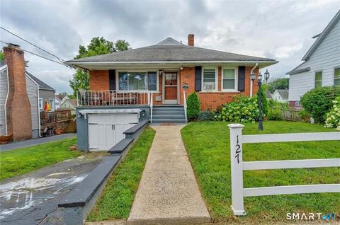 Photo of 127 Englewood Avenue, Bridgeport, CT 06606 (MLS # 24164227)