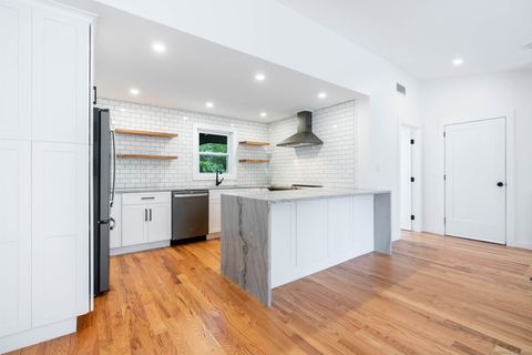 228 Pattonwood Drive Southington CT 06489