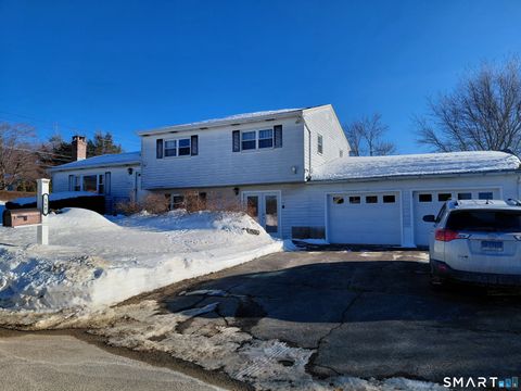 Photo of 160 Meadowlark Drive, Waterbury, CT 06708 (MLS # 24153096)